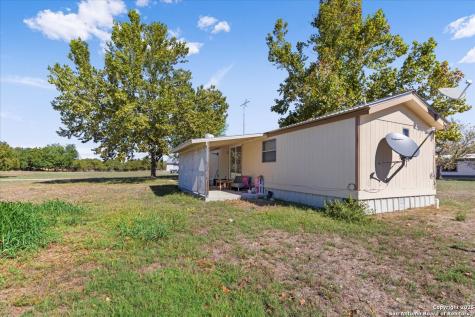 1411 B Democrat Street Blanco TX 78606