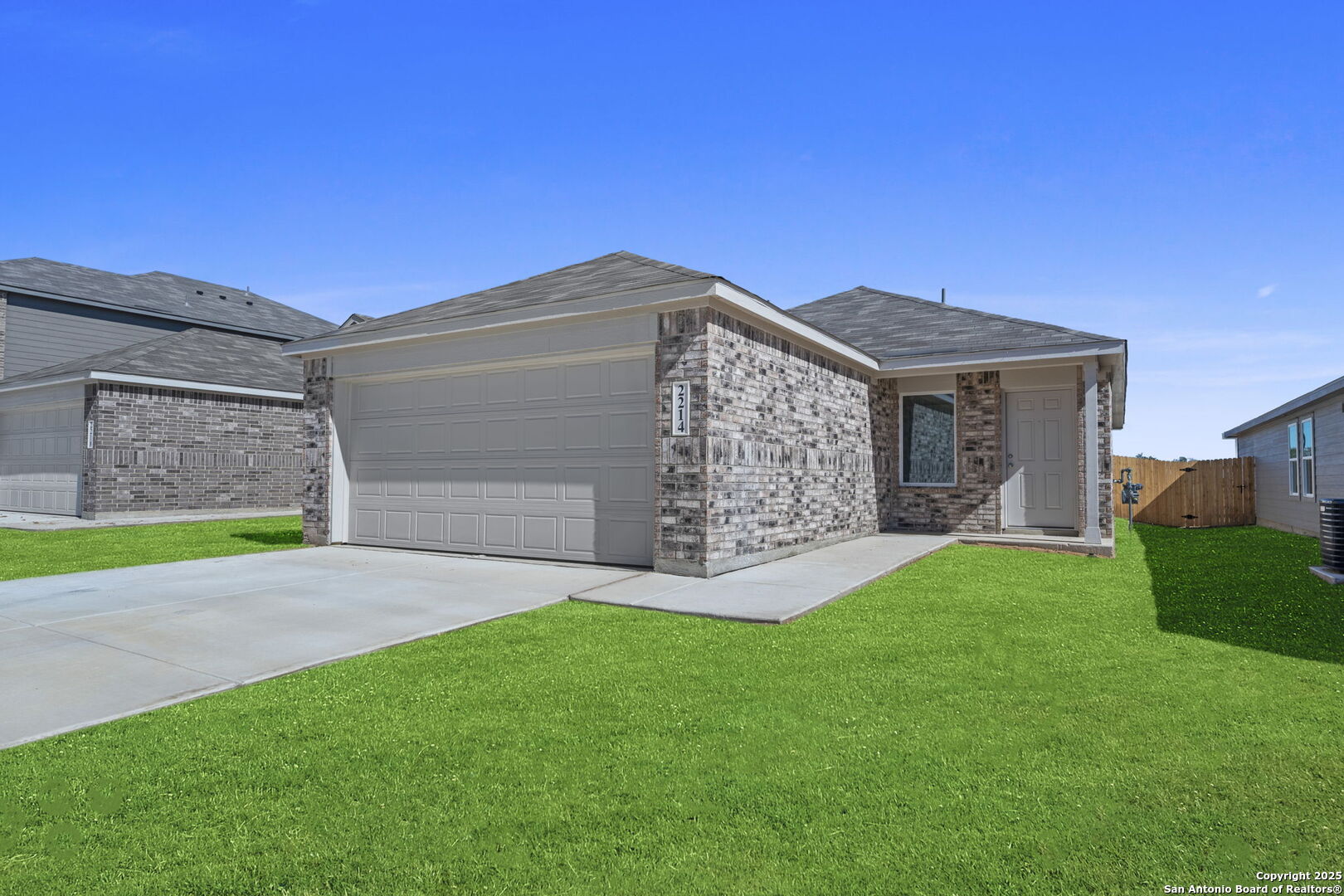 2214 Collins Alley Converse TX 78109