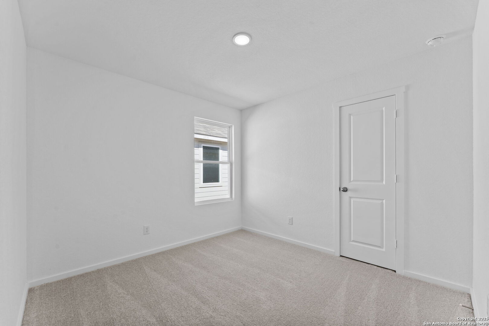 2214 Collins Alley Converse TX 78109