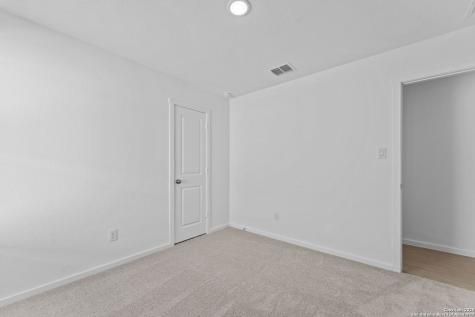 2214 Collins Alley Converse TX 78109