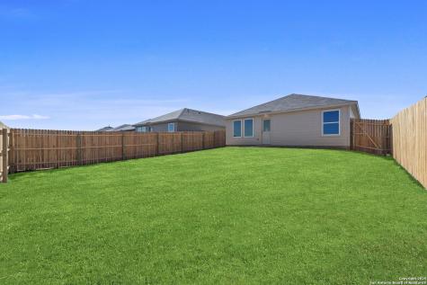 2214 Collins Alley Converse TX 78109