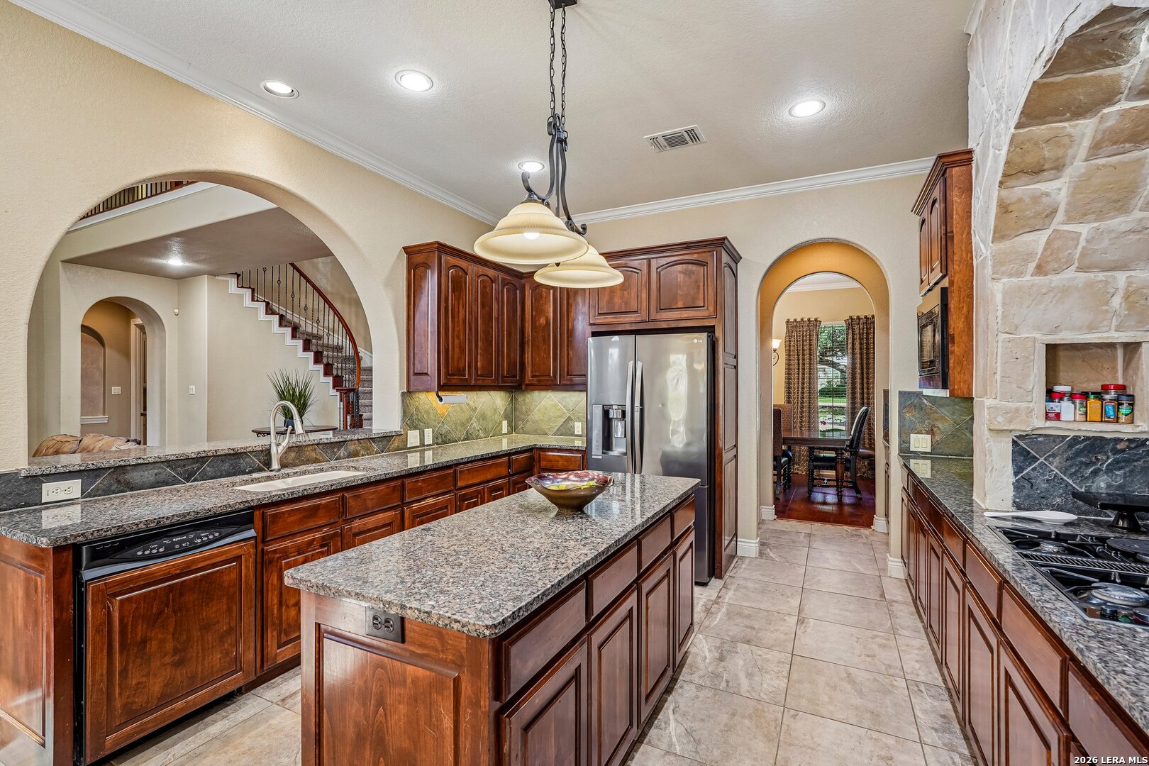 406 Pueblo Pintado Helotes TX 78023