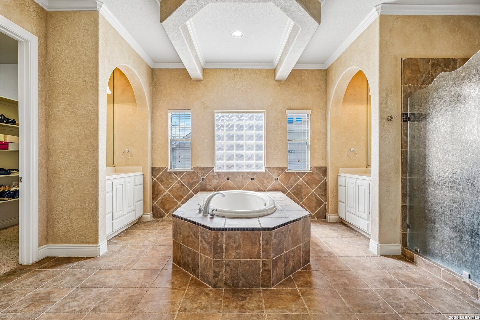 406 Pueblo Pintado Helotes TX 78023