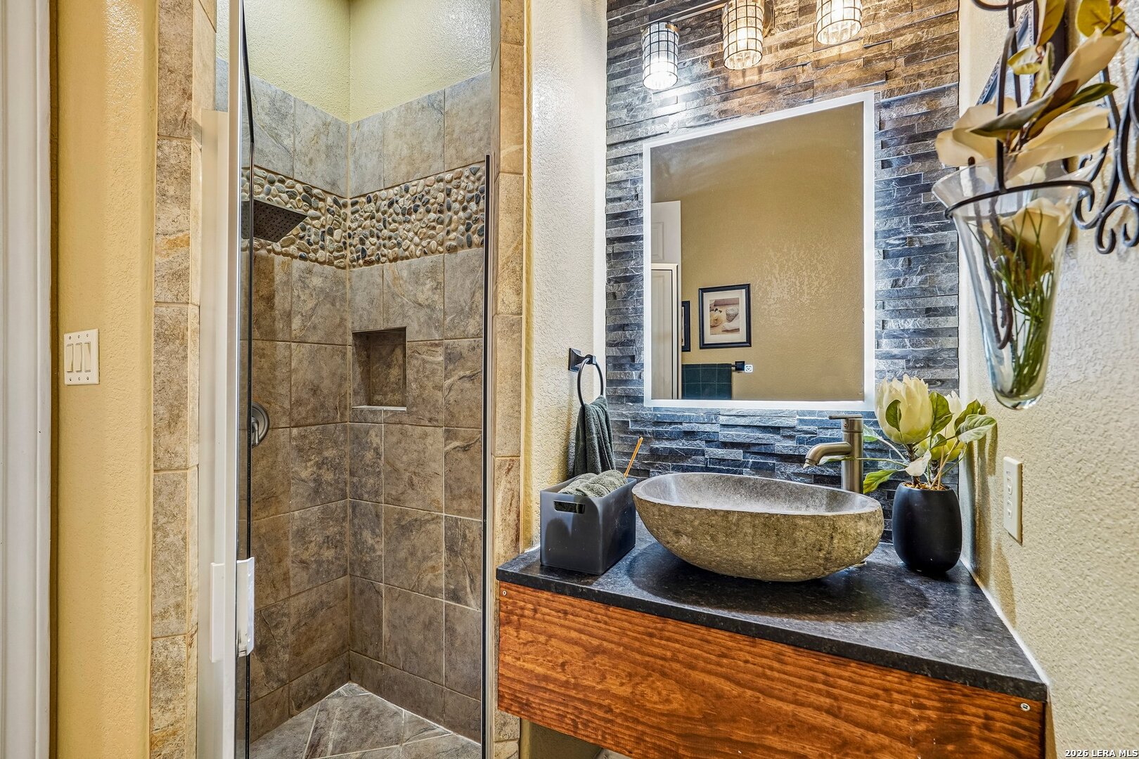 406 Pueblo Pintado Helotes TX 78023