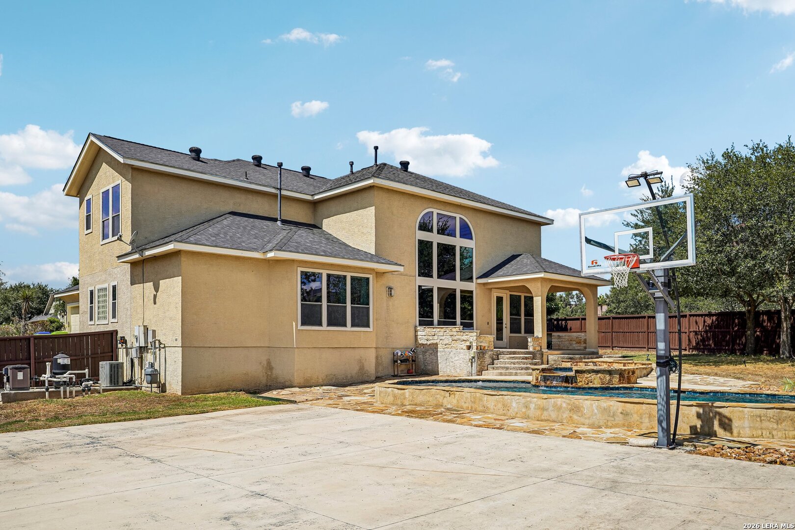 406 Pueblo Pintado Helotes TX 78023