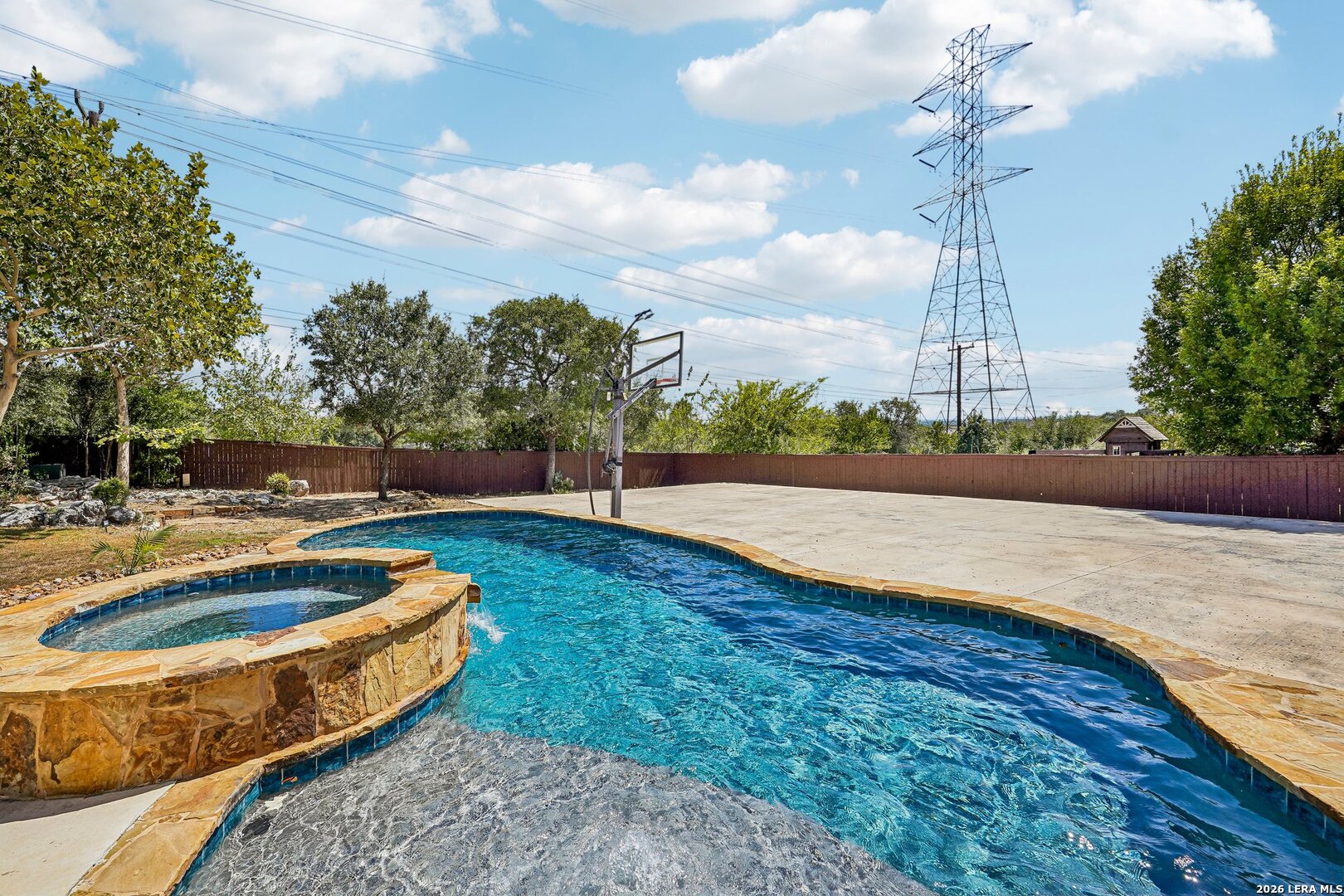 406 Pueblo Pintado Helotes TX 78023
