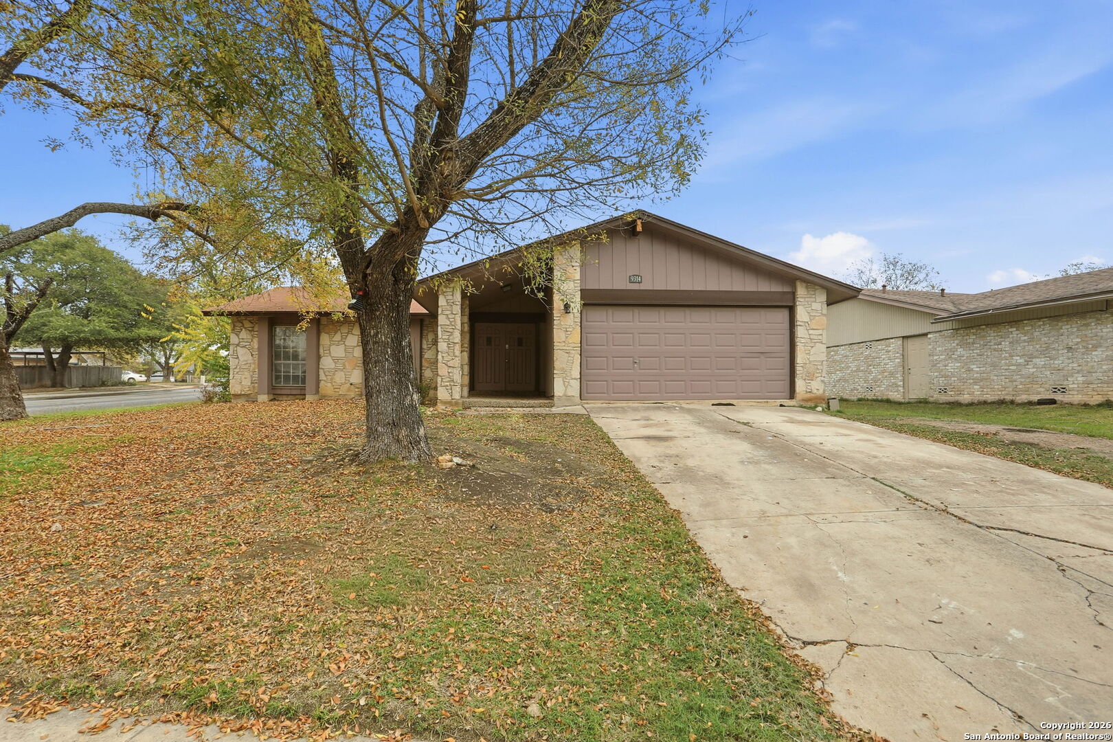 9314 Shining Star San Antonio TX 78239