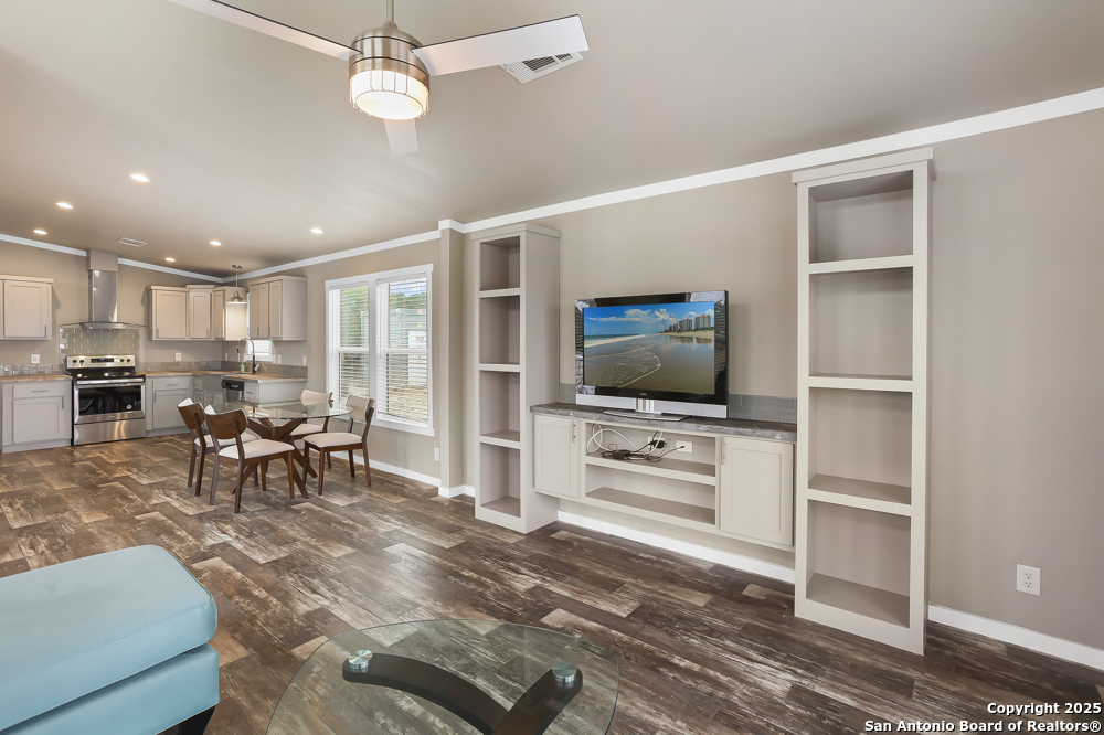 4207 Forest Trail Bandera TX 78003