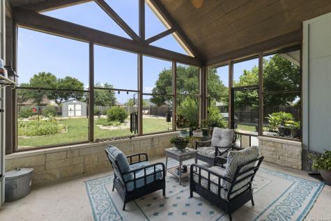 1916 Summit Top Drive Kerrville TX 78028