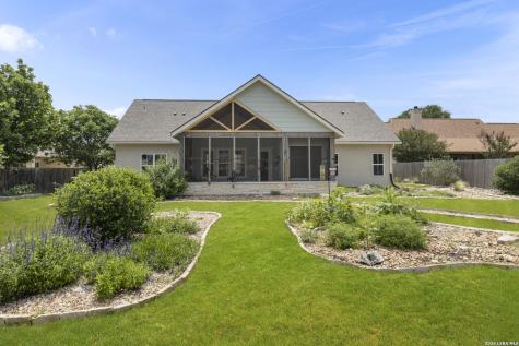 1916 Summit Top Drive Kerrville TX 78028