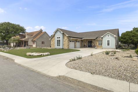 1916 Summit Top Drive Kerrville TX 78028