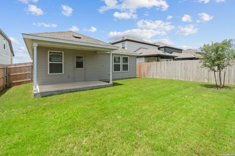 8236 Smithers Avenue San Antonio TX 78252