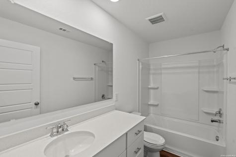 8236 Smithers Avenue San Antonio TX 78252