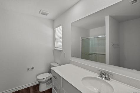 8236 Smithers Avenue San Antonio TX 78252