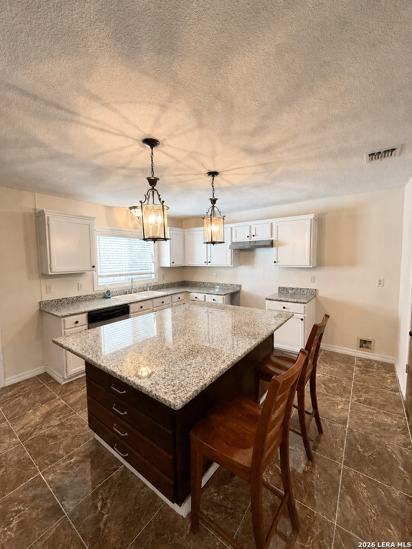 5946 Woodridge Cove San Antonio TX 78249