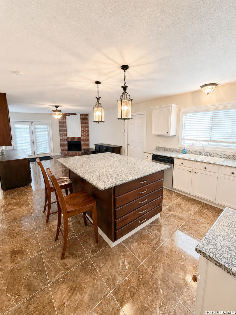 5946 Woodridge Cove San Antonio TX 78249