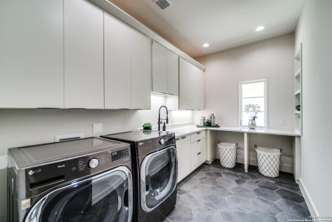 401 Oak Park Drive Boerne TX 78006