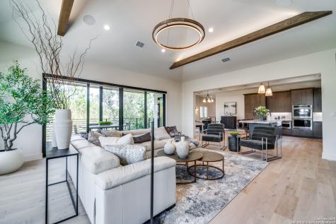 401 Oak Park Drive Boerne TX 78006