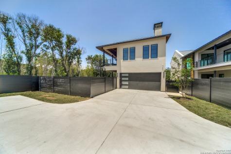 401 Oak Park Drive Boerne TX 78006