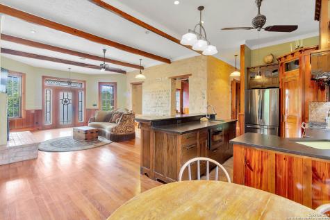 113 James Brackettville TX 78832