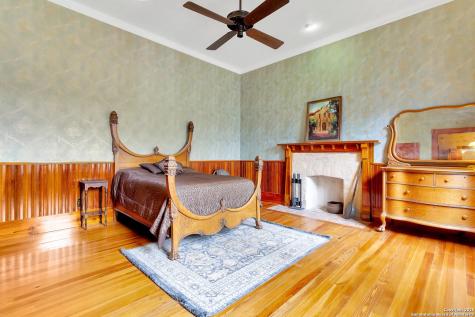 113 James Brackettville TX 78832