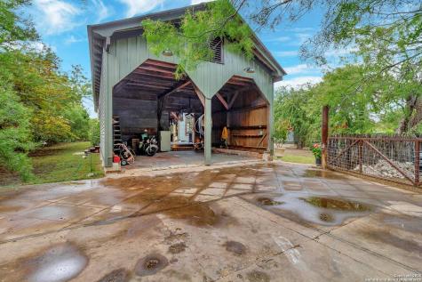 113 James Brackettville TX 78832