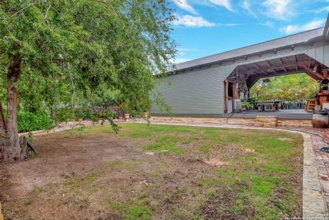 113 James Brackettville TX 78832