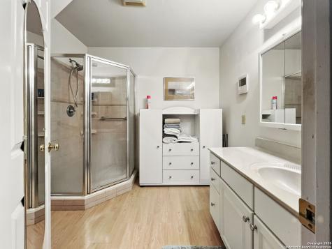 214 Star Lane Pipe Creek TX 78063