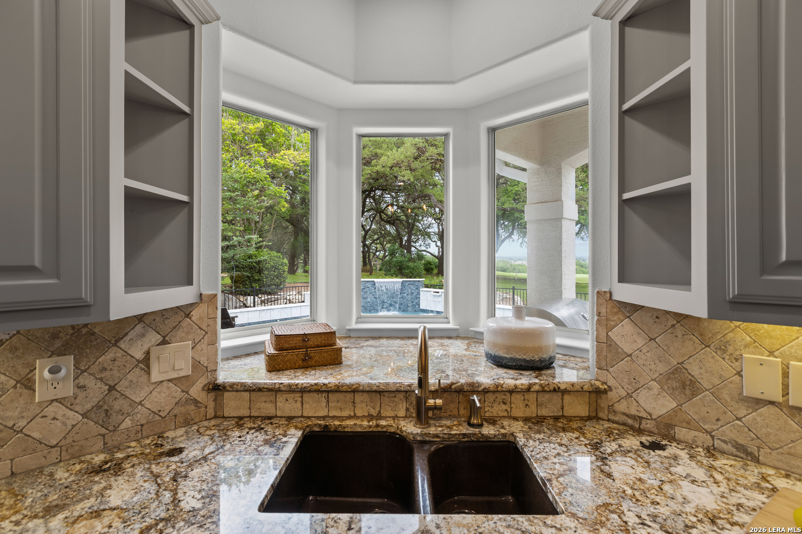29707 High Eschelon Fair Oaks Ranch TX 78015