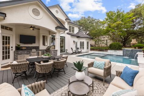 29707 High Eschelon Fair Oaks Ranch TX 78015