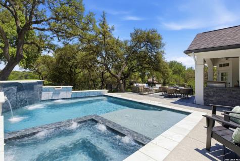 29707 High Eschelon Fair Oaks Ranch TX 78015
