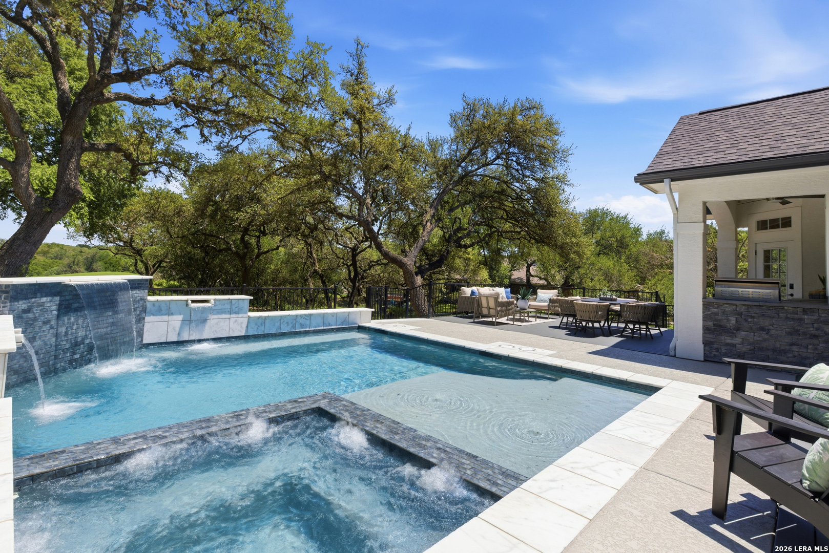 29707 High Eschelon Fair Oaks Ranch TX 78015
