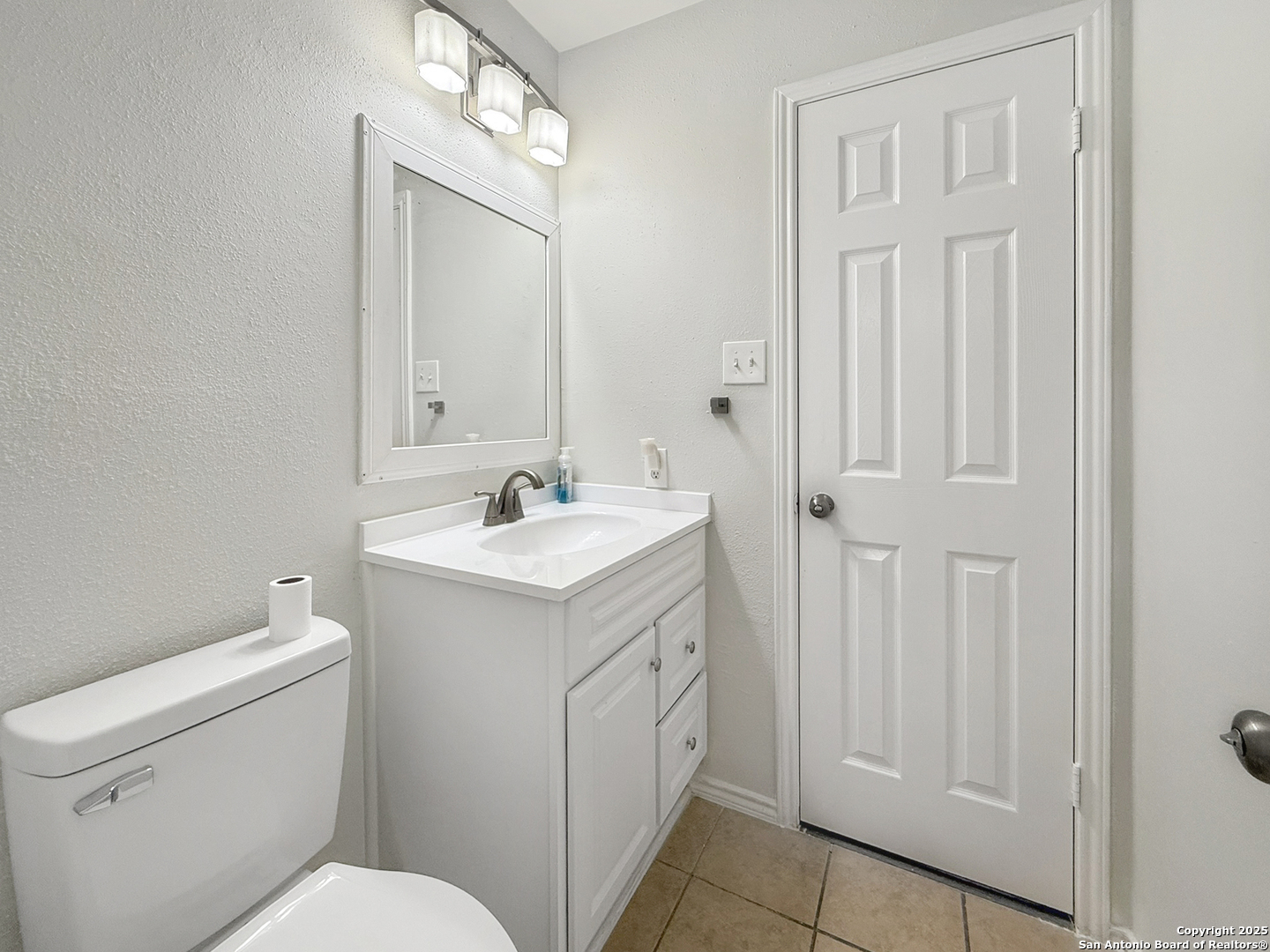 8426 Maple Ridge San Antonio TX 78239