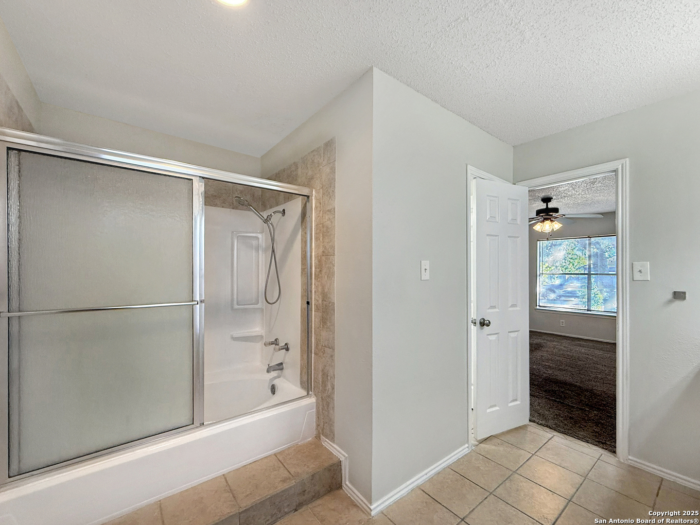 8426 Maple Ridge San Antonio TX 78239