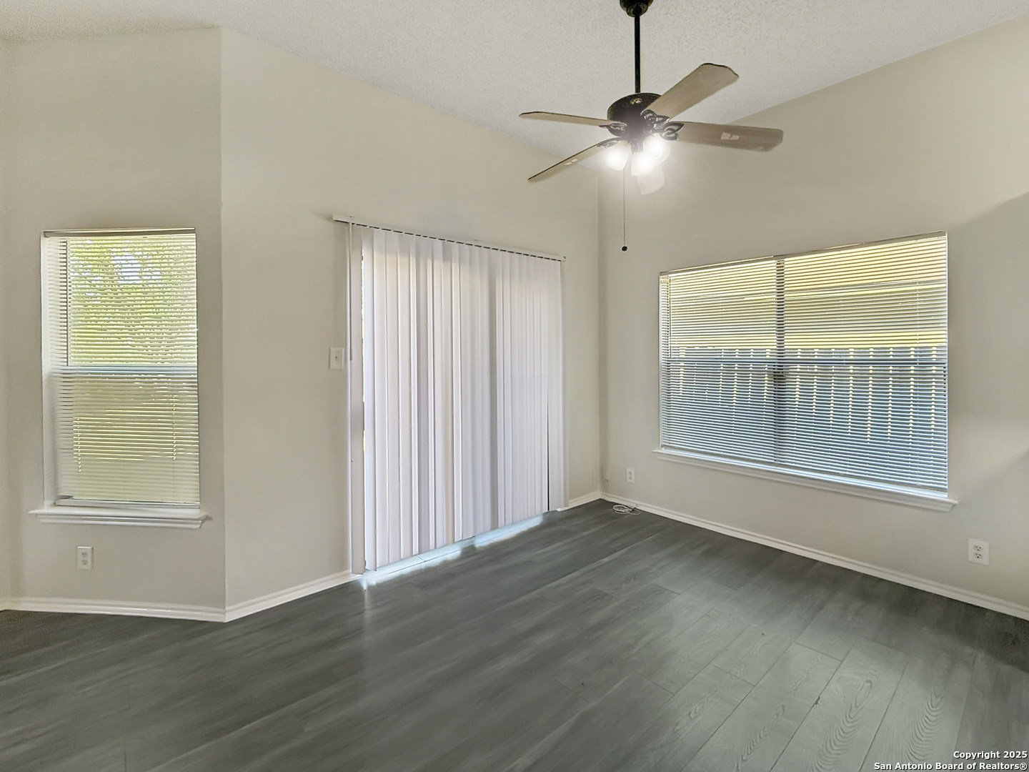 8426 Maple Ridge San Antonio TX 78239