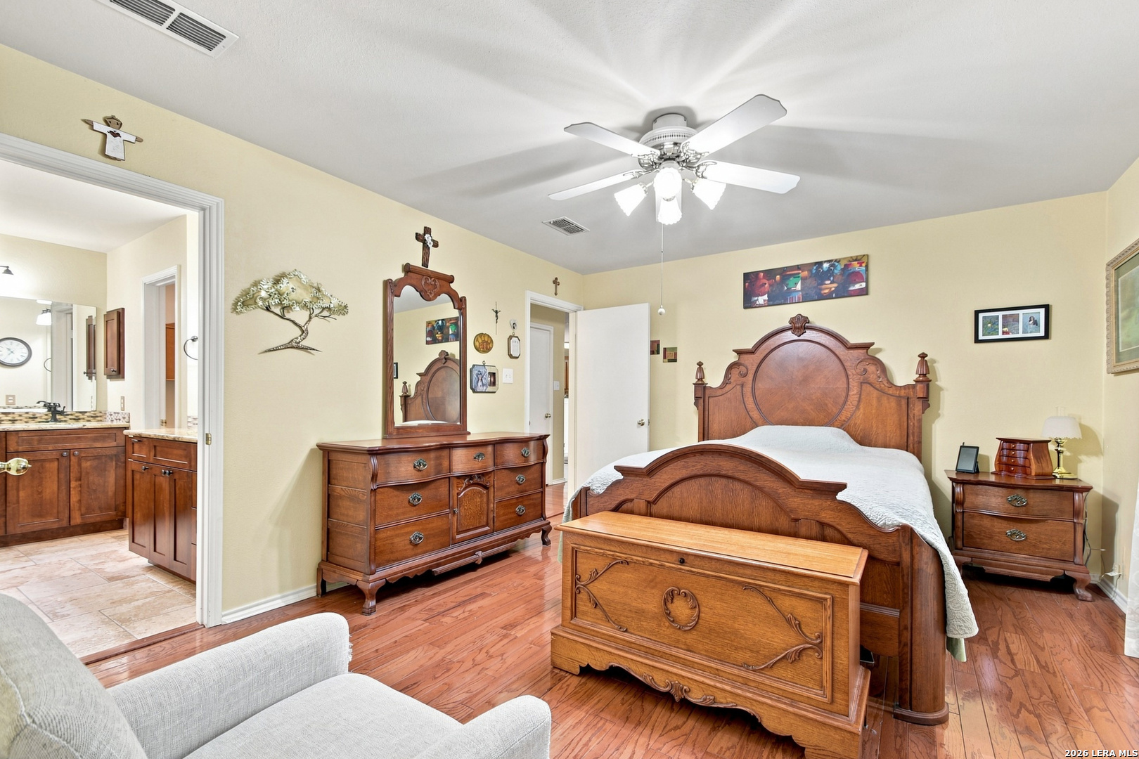 8621 Wood Falls San Antonio TX 78251