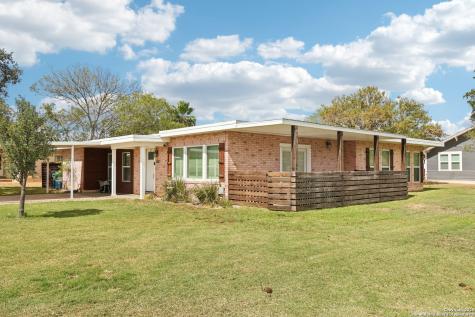 100 N Carroll Poth TX 78147