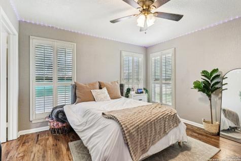 100 N Carroll Poth TX 78147