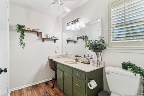 100 N Carroll Poth TX 78147