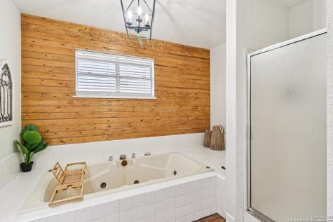 100 N Carroll Poth TX 78147