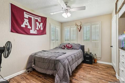100 N Carroll Poth TX 78147