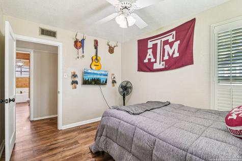 100 N Carroll Poth TX 78147