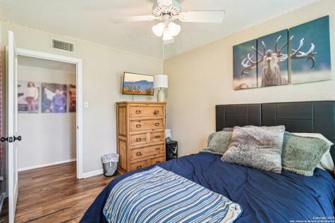 100 N Carroll Poth TX 78147