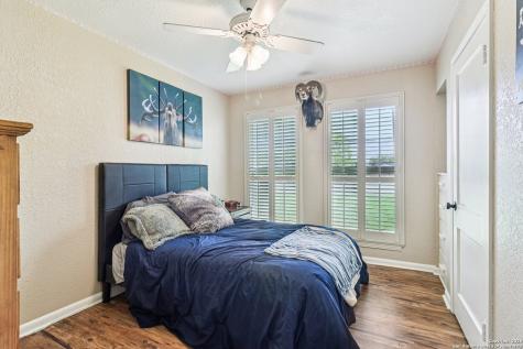 100 N Carroll Poth TX 78147