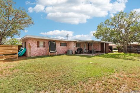 100 N Carroll Poth TX 78147