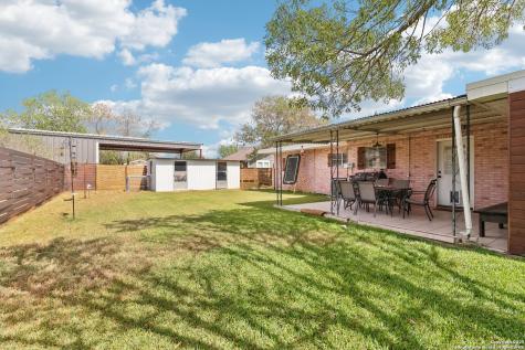 100 N Carroll Poth TX 78147