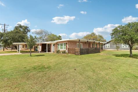 100 N Carroll Poth TX 78147