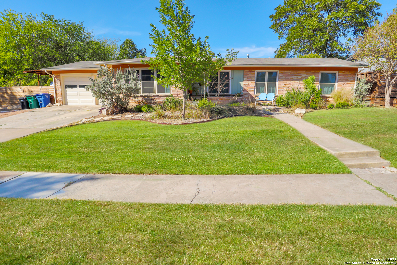 311 Pinewood Lane San Antonio TX 78216
