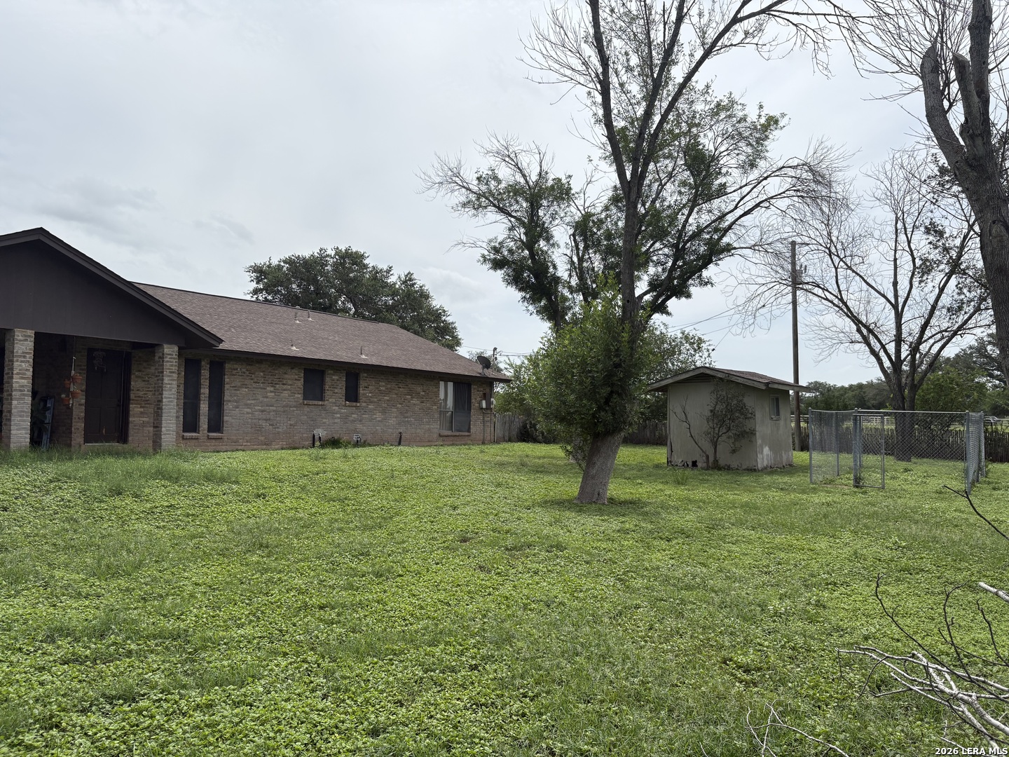 1016 County Road 373 Uvalde TX 78801