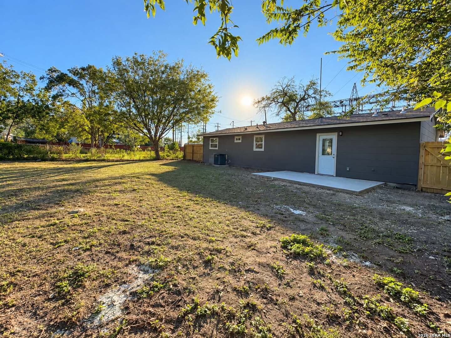 305 W Aviation Boulevard Universal City TX 78148